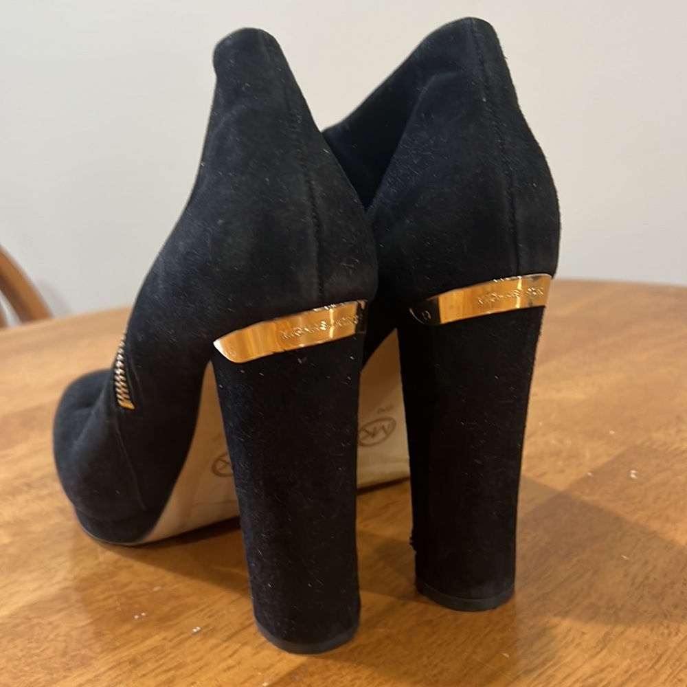 Michael Kors Chunky Heels - Picture 2 of 12